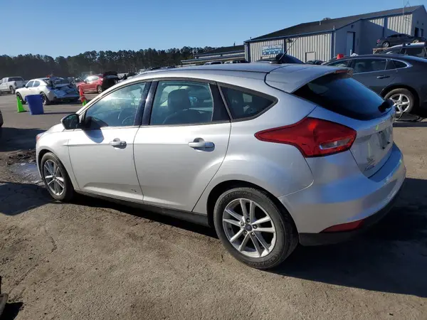 1FADP3K27JL308026 2018 FORD FOCUS - Image 2