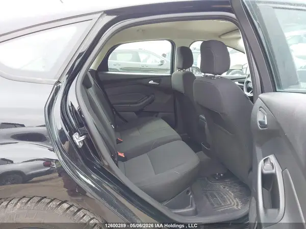 1FADP3K27JL318099 2018 FORD FOCUS - Image 8