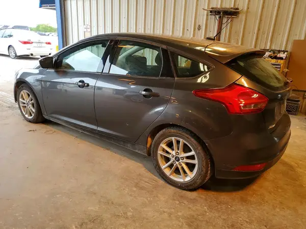 1FADP3K27JL330849 2018 FORD FOCUS - Image 2