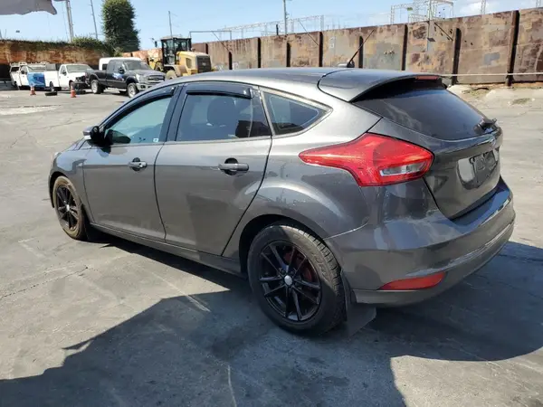 1FADP3K27JL331094 2018 FORD FOCUS - Image 2