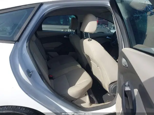 1FADP3K28GL208882 2016 FORD FOCUS - Image 8