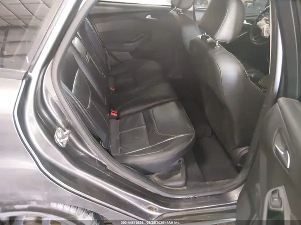 1FADP3K28GL209241 2016 FORD FOCUS - Image 8