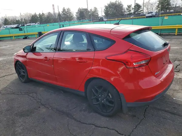 1FADP3K28GL215329 2016 FORD FOCUS - Image 2