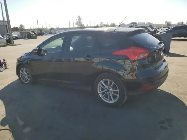 1FADP3K28GL216805 2016 FORD FOCUS - Image 2
