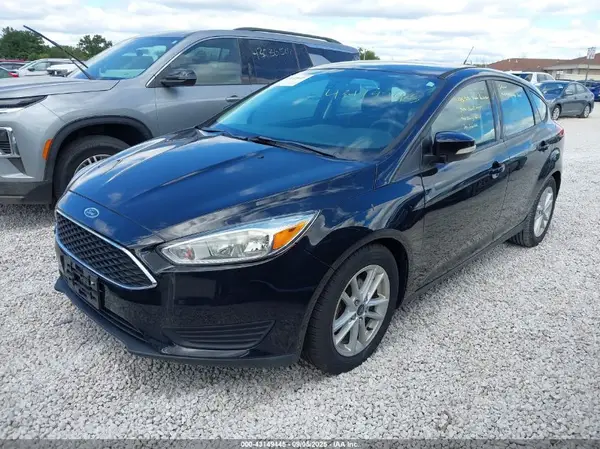 1FADP3K28GL222376 2016 FORD FOCUS - Image 2