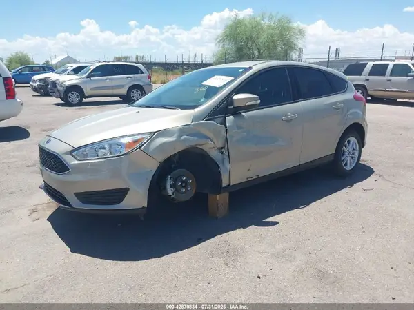 1FADP3K28GL246709 2016 FORD FOCUS - Image 2