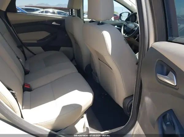 1FADP3K28GL246709 2016 FORD FOCUS - Image 8