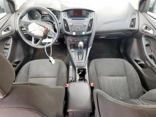 1FADP3K28GL252106 2016 FORD FOCUS - Image 8