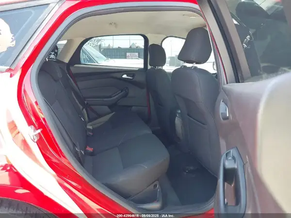 1FADP3K28GL268578 2016 FORD FOCUS - Image 8