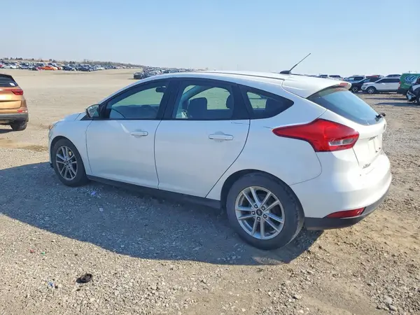 1FADP3K28GL269407 2016 FORD FOCUS - Image 2