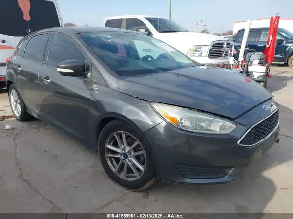 1FADP3K28GL276874 2016 FORD FOCUS - Image 1