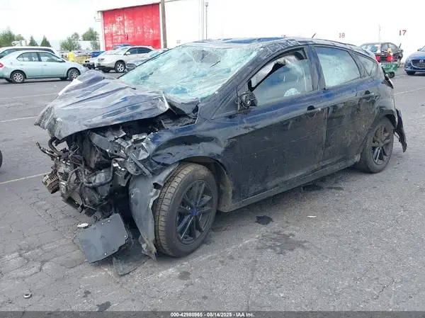 1FADP3K28GL282819 2016 FORD FOCUS - Image 2