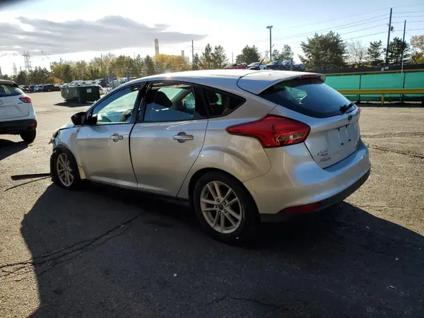1FADP3K28GL282951 2016 FORD FOCUS - Image 2