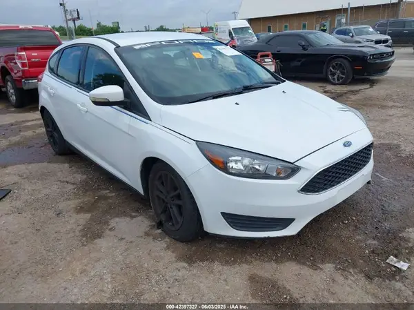1FADP3K28GL283310 2016 FORD FOCUS - Image 1