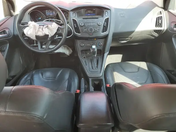 1FADP3K28GL311591 2016 FORD FOCUS - Image 8