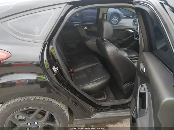 1FADP3K28GL316158 2016 FORD FOCUS - Image 8