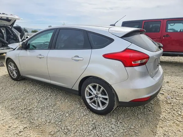 1FADP3K28GL320047 2016 FORD FOCUS - Image 2