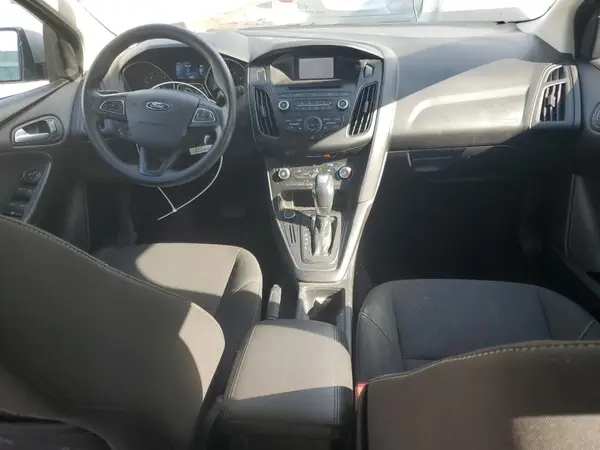 1FADP3K28GL323563 2016 FORD FOCUS - Image 8