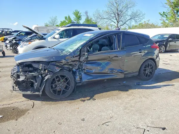 1FADP3K28GL328407 2016 FORD FOCUS - Image 1