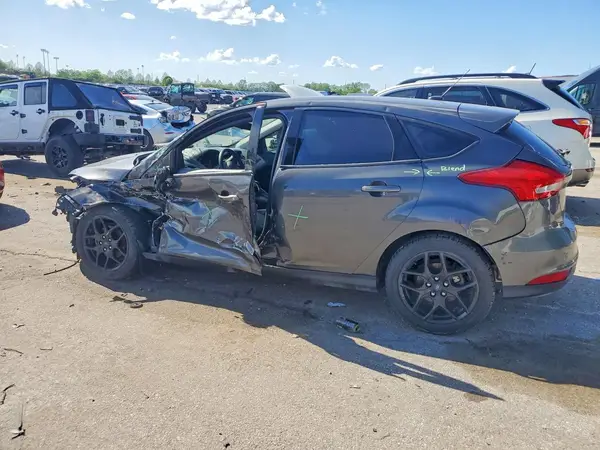 1FADP3K28GL328407 2016 FORD FOCUS - Image 2