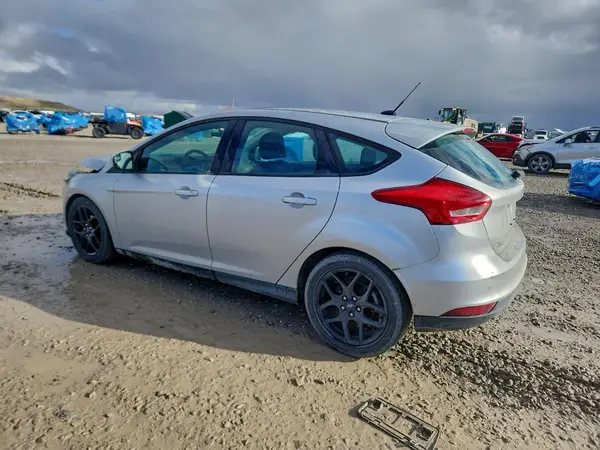 1FADP3K28GL328942 2016 FORD FOCUS - Image 2