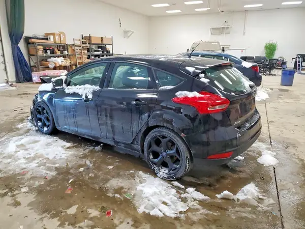 1FADP3K28GL330626 2016 FORD FOCUS - Image 2
