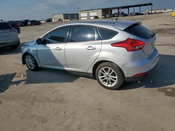 1FADP3K28GL339004 2016 FORD FOCUS - Image 2