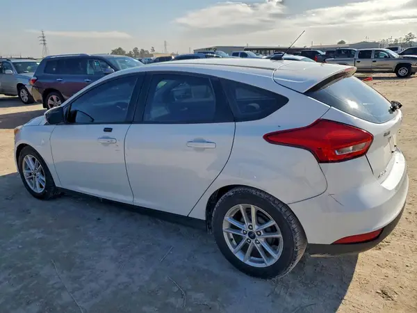 1FADP3K28GL342825 2016 FORD FOCUS - Image 2
