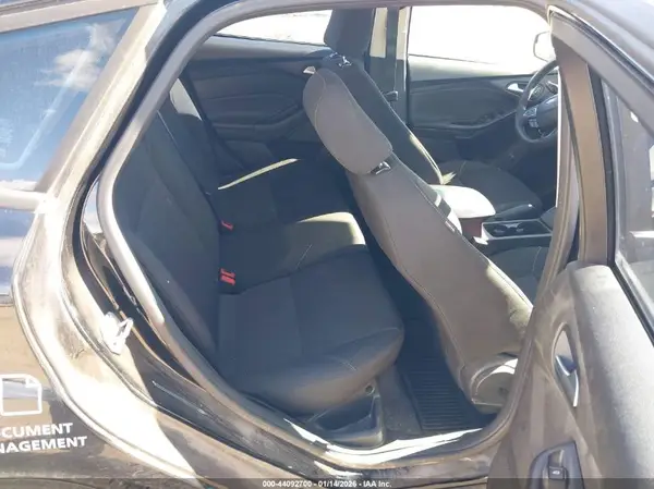 1FADP3K28GL350200 2016 FORD FOCUS - Image 8