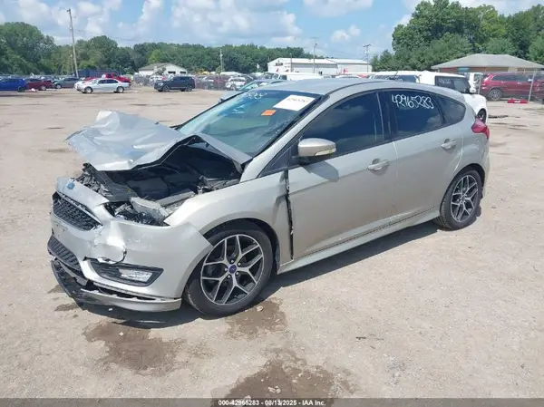 1FADP3K28GL360161 2016 FORD FOCUS - Image 2