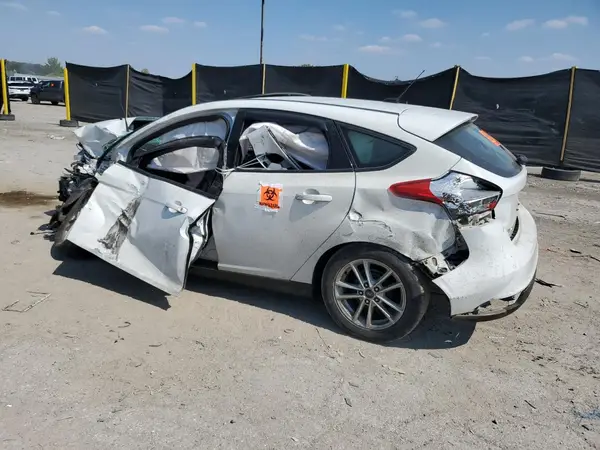 1FADP3K28GL364761 2016 FORD FOCUS - Image 2