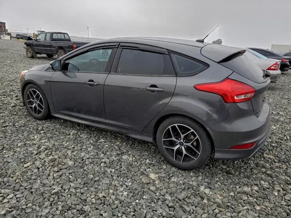 1FADP3K28GL372892 2016 FORD FOCUS - Image 2