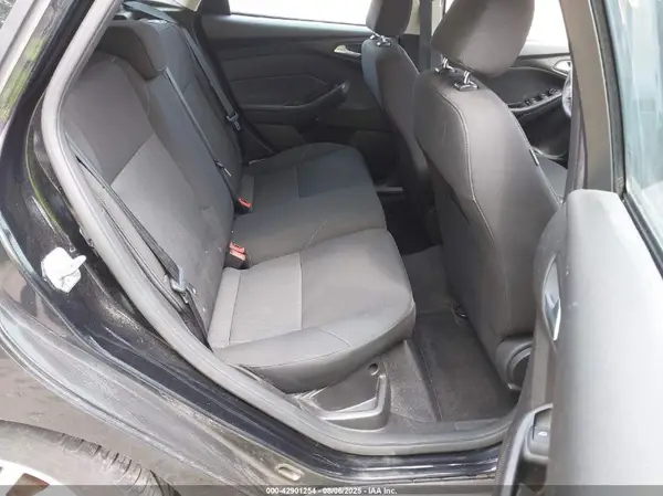 1FADP3K28GL375551 2016 FORD FOCUS - Image 8
