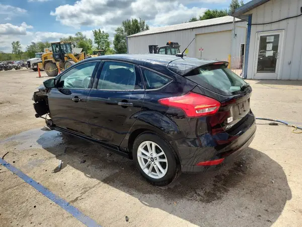 1FADP3K28GL386954 2016 FORD FOCUS - Image 2