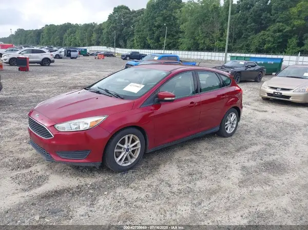 1FADP3K28GL389448 2016 FORD FOCUS - Image 2