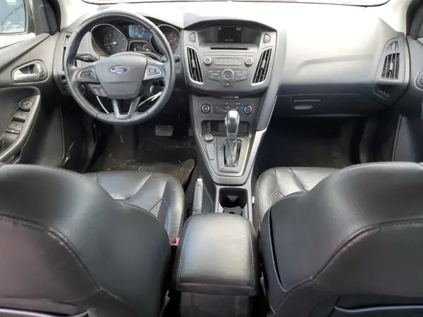 1FADP3K28GL392916 2016 FORD FOCUS - Image 8