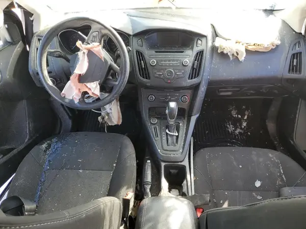 1FADP3K28GL400352 2016 FORD FOCUS - Image 8