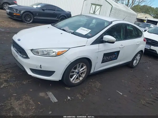 1FADP3K28HL202825 2017 FORD FOCUS - Image 2