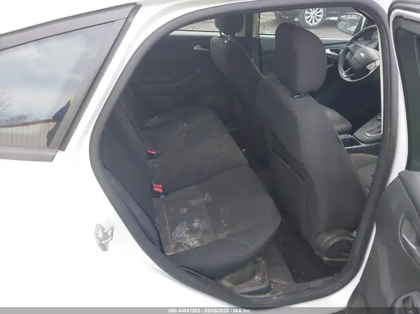 1FADP3K28HL202825 2017 FORD FOCUS - Image 8