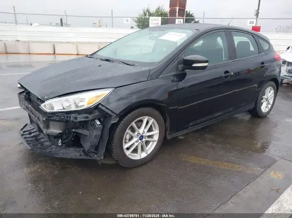 1FADP3K28HL206079 2017 FORD FOCUS - Image 2