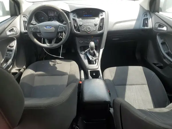 1FADP3K28HL207989 2017 FORD FOCUS - Image 8