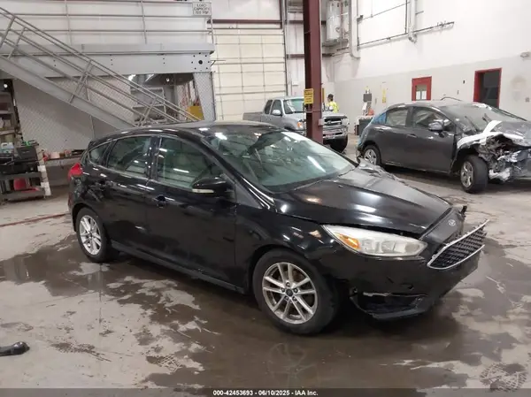 1FADP3K28HL218068 2017 FORD FOCUS - Image 1