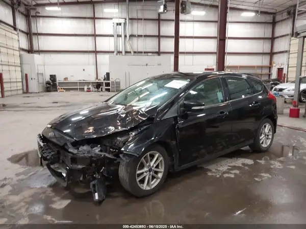 1FADP3K28HL218068 2017 FORD FOCUS - Image 2