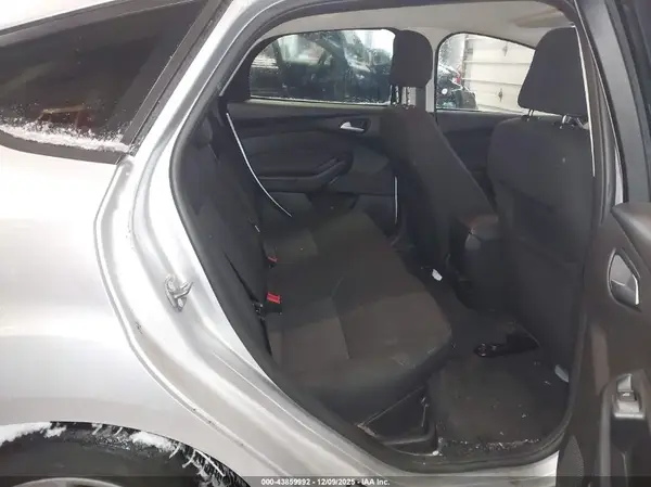 1FADP3K28HL242824 2017 FORD FOCUS - Image 8