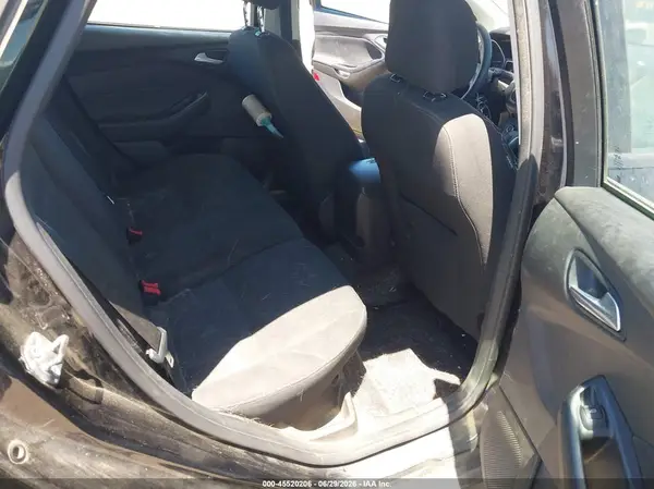 1FADP3K28HL245660 2017 FORD FOCUS - Image 8
