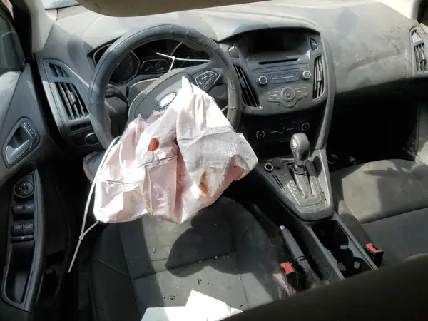 1FADP3K28HL247280 2017 FORD FOCUS - Image 8