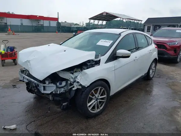 1FADP3K28HL267304 2017 FORD FOCUS - Image 2