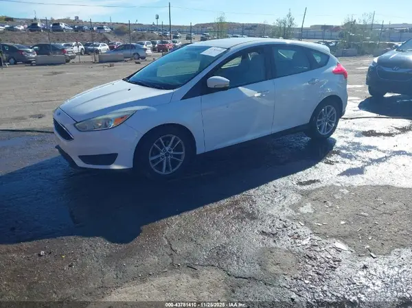 1FADP3K28HL268484 2017 FORD FOCUS - Image 2