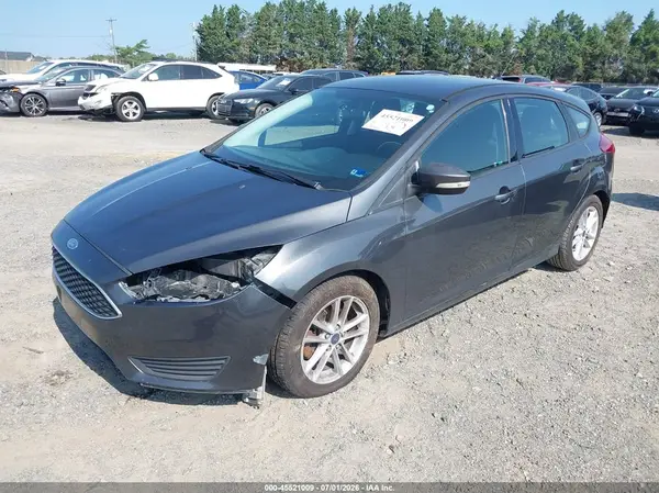 1FADP3K28HL271868 2017 FORD FOCUS - Image 2