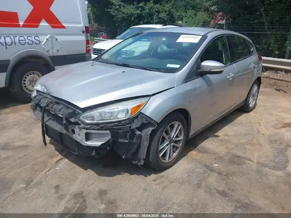 1FADP3K28HL274494 2017 FORD FOCUS - Image 2